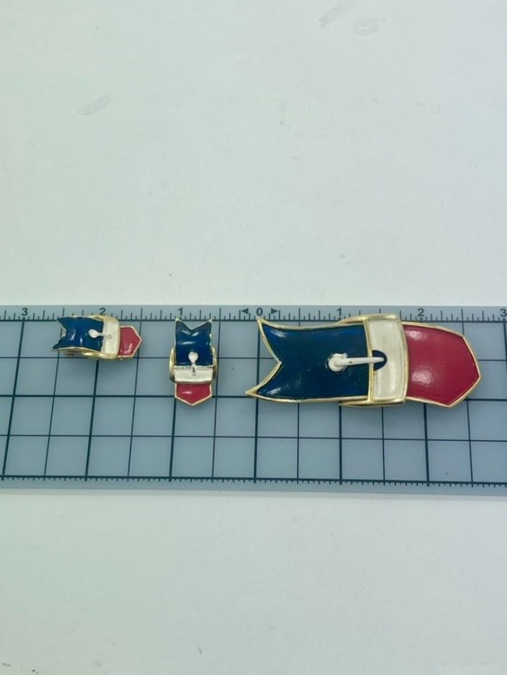 Vintage Red White Blue Enamel Brooch & Clip Earrings Belt Buckle Set - Picture 4 of 4